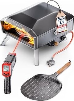 Libros de pizza en horno de exterior